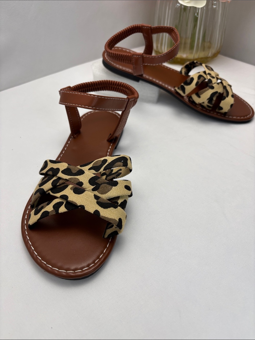 Fashion Women’s 5.5-6/36 Leopard Print Strappy Flat Sandals in Brown#494 - Picture 3 of 14